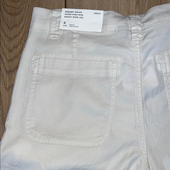 NWT - American Eagle Outfitters Light Beige Cargo Pants - Picture 7 of 12